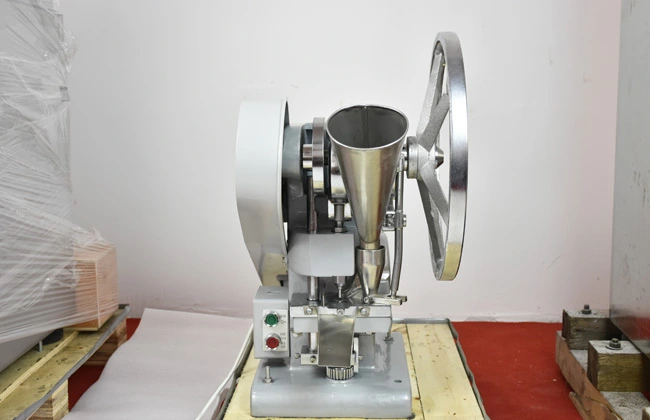 tdp1 5 single punch tablet press 05